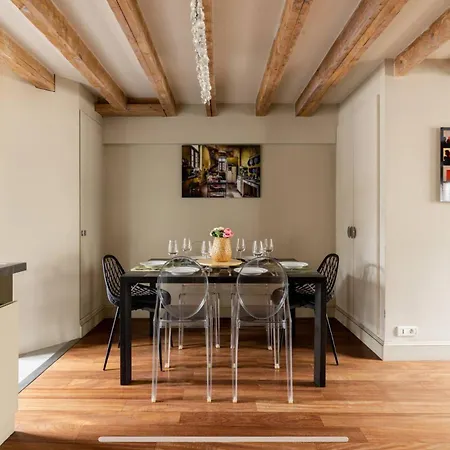 3 Pieces De Apartment *